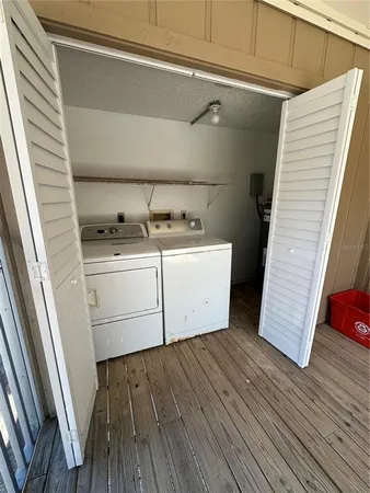 a view of a garage