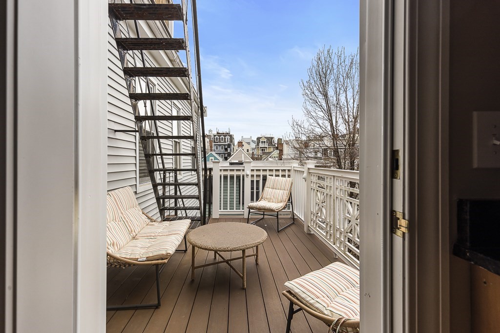 79 Bartlett Street, Unit 2 Boston, MA 02129 - Photo 8 of 10