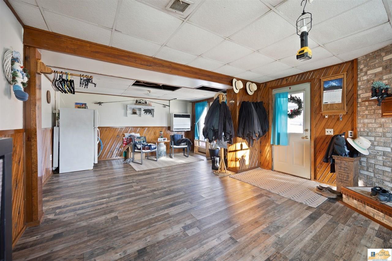 698 Rowletts Road Horse Cave, KY 42749 - Photo 10 of 99 Gallery Image 10