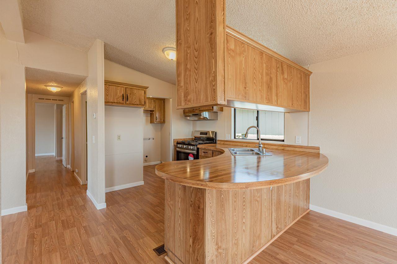 326 Boronda Road Salinas, CA 93907 - Photo 10 of 30 Gallery Image 10