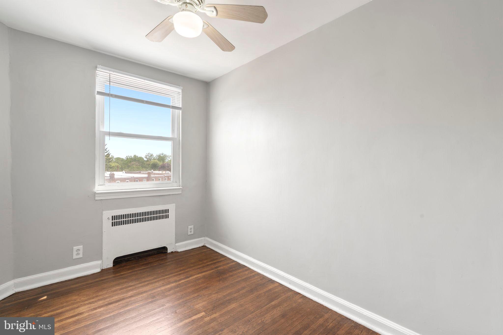 585 Snowden Road Upper Darby, PA 19082 - Photo 22 of 27