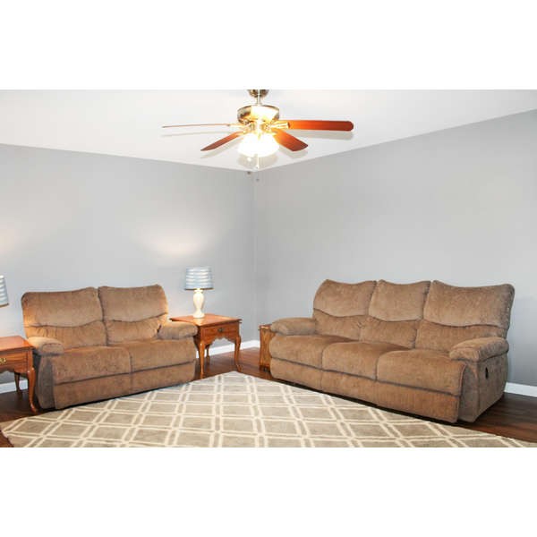 847 Lockmiller Road Winchester, TN 37398 - Photo 3 of 29 a living room with furniture and a couch