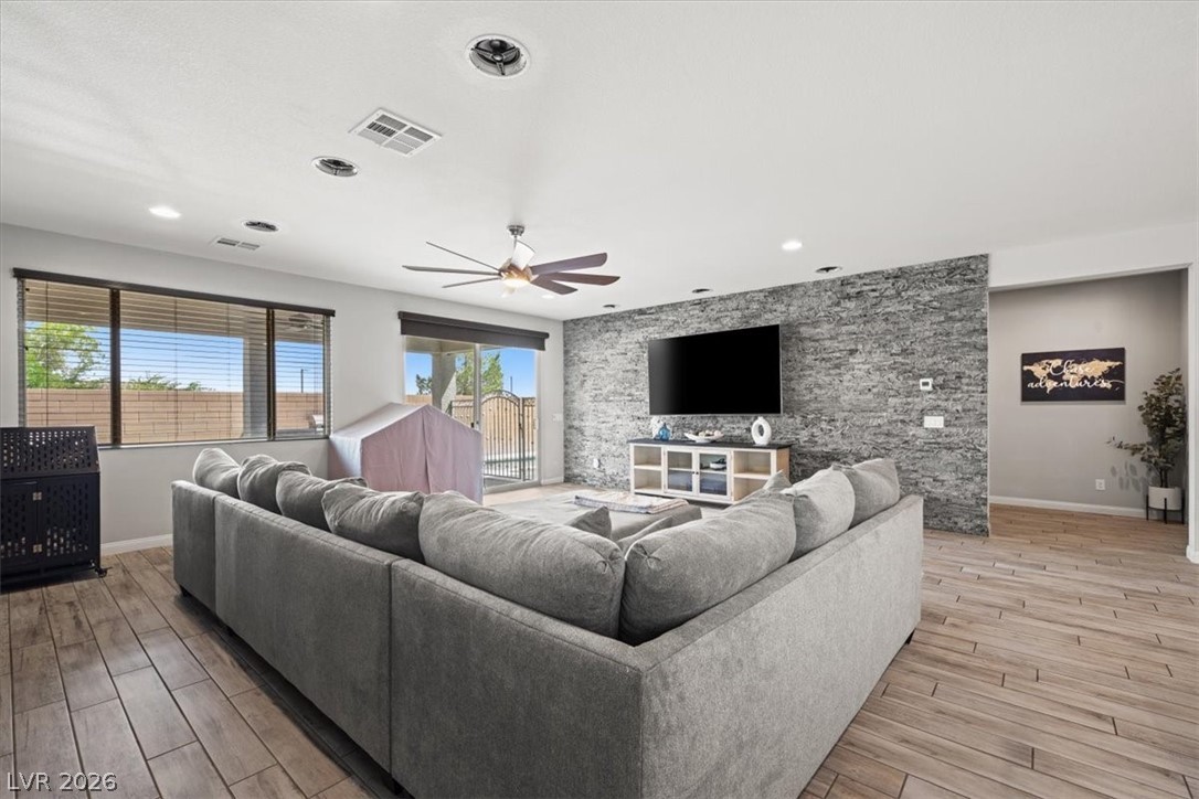 6320 Regina Ridge Street Las Vegas, NV 89149 - Photo 19 of 58