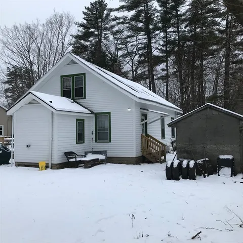 $229,500 | 15 Orlando Avenue, Pittsfield, MA 01201