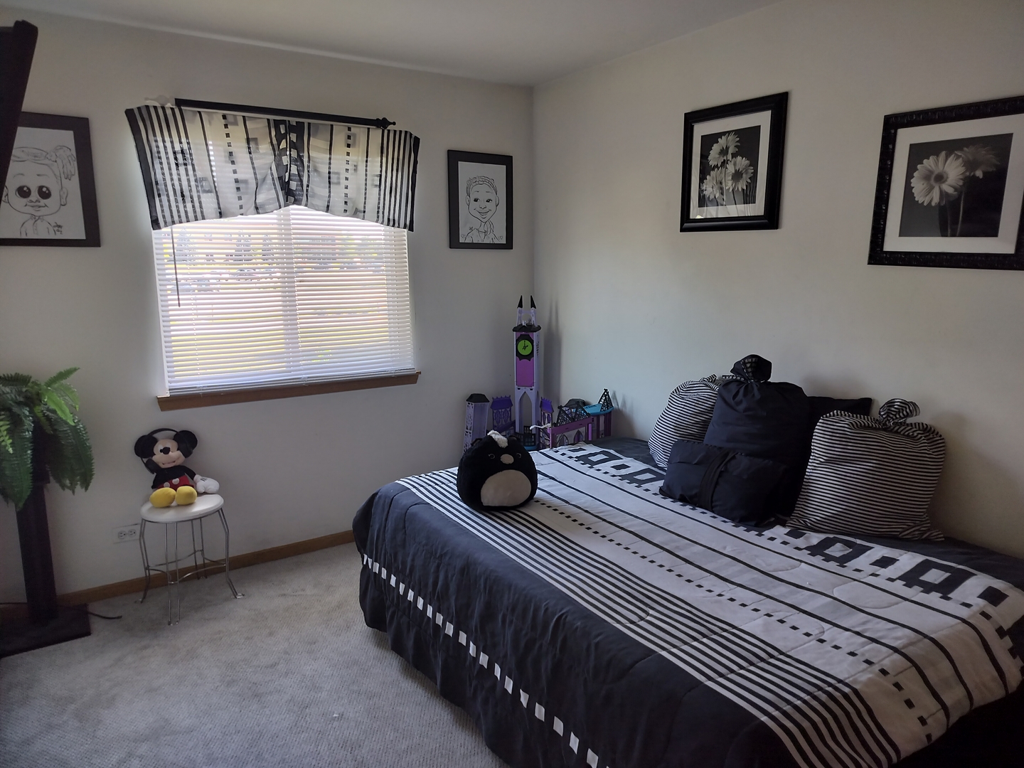 528 Alcott Lane Bolingbrook, IL 60440 - Photo 13 of 15 a bedroom with a bed and window