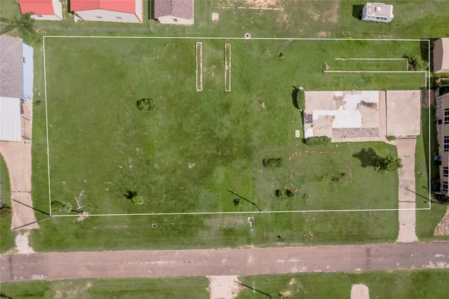 a view of a bathroom