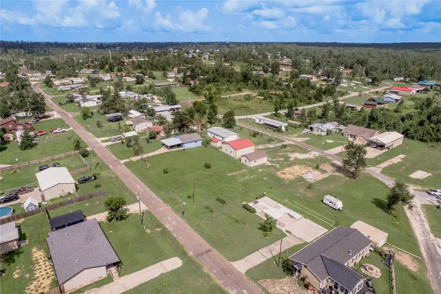 $82,500 | 279 South Oak Lee Drive, Onalaska, TX 77360