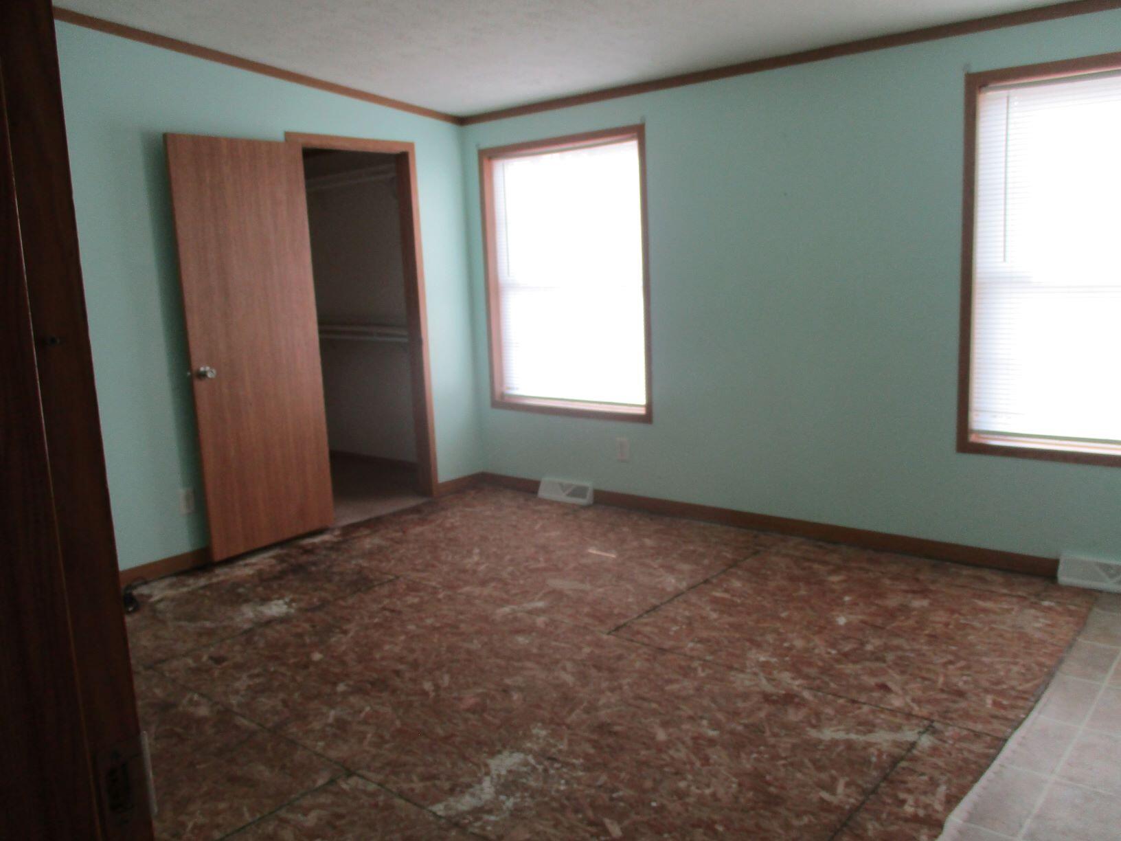 430 Barry Street Colon, MI 49040 - Photo 4 of 9 master