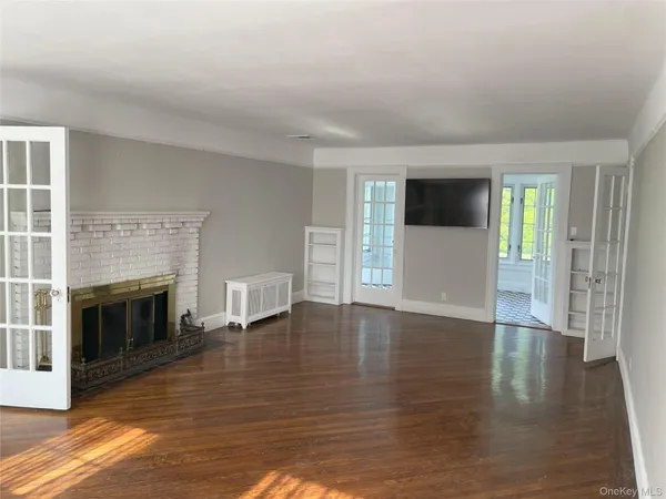 $8,000 | 56 Nassau Boulevard, Garden City, NY 11530