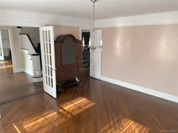 $8,000 | 56 Nassau Boulevard, Garden City, NY 11530