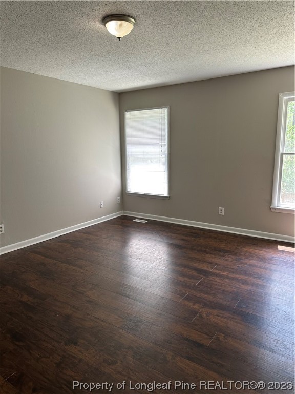 1561 Diamond Road Fayetteville, NC 28311 - Photo 7 of 12 Gallery Image 7