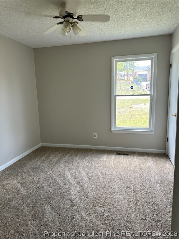 1561 Diamond Road Fayetteville, NC 28311 - Photo 9 of 12 Gallery Image 9