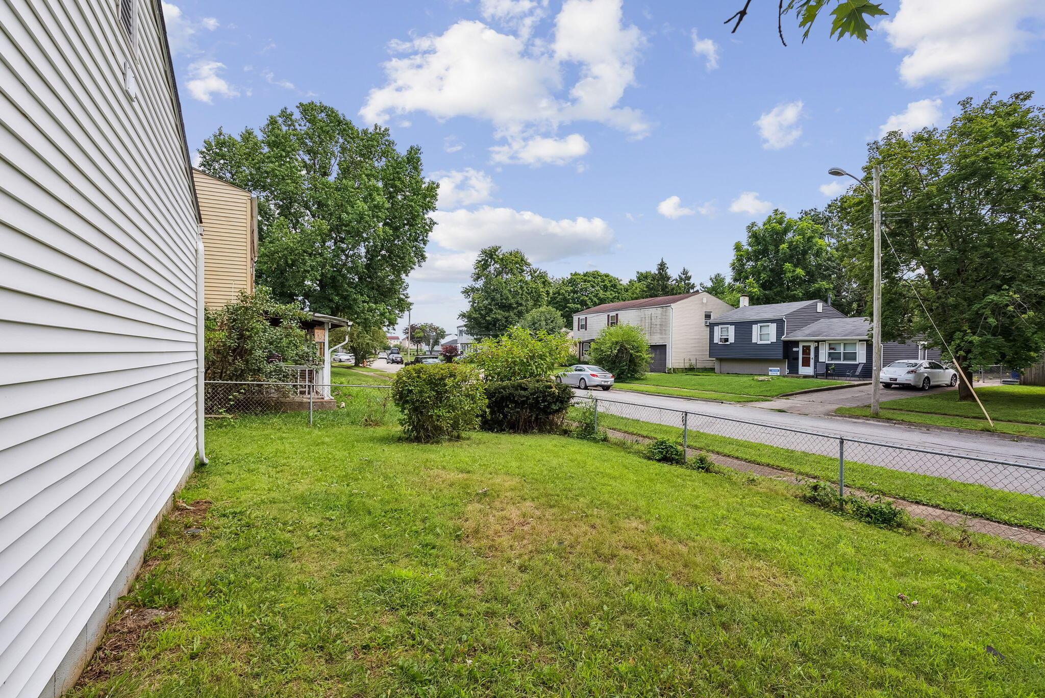 3040 Reynard Road Columbus, OH 43232 - Photo 37 of 40 12-web-or-mls-3040-reynard-rd