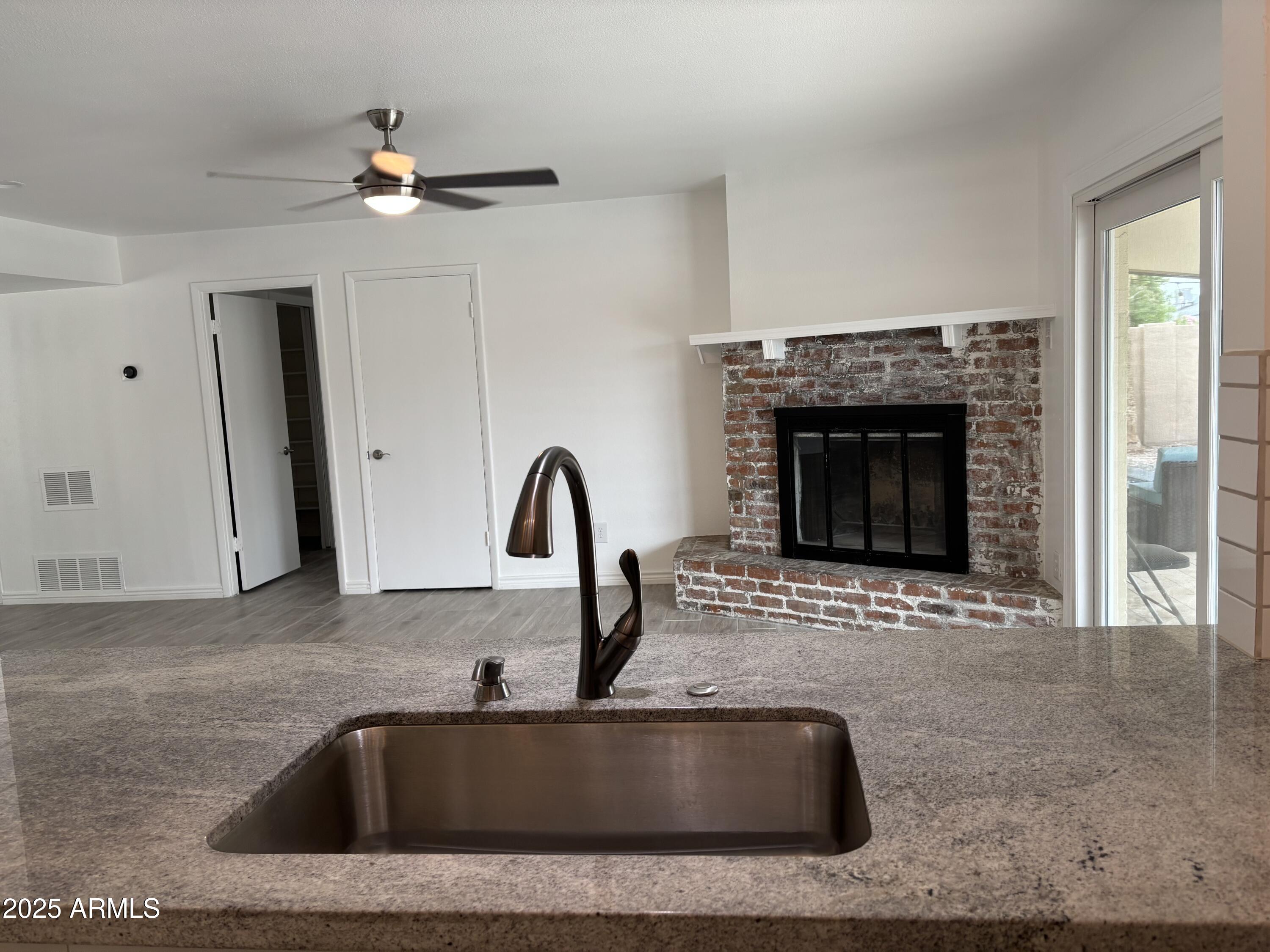 4410 South Rita Lane Tempe, AZ 85282 - Photo 5 of 24 IMG_7960