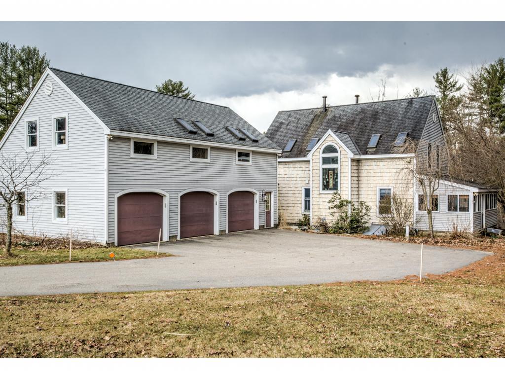 118 Chester Road Raymond, NH 03077 - Photo 2 of 34