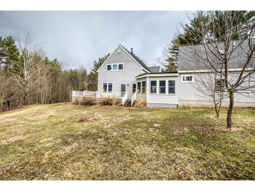 118 Chester Road Raymond, NH 03077 - Photo 3 of 34