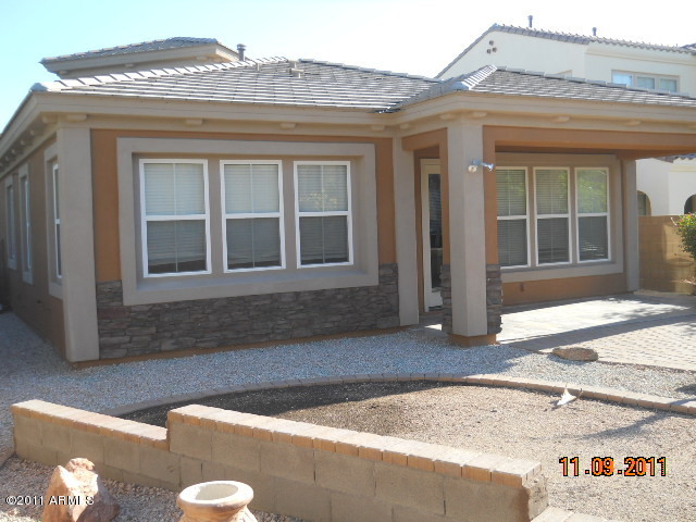 20864 West Ridge Road Buckeye, AZ 85396 - Photo 7 of 37 Back Patio