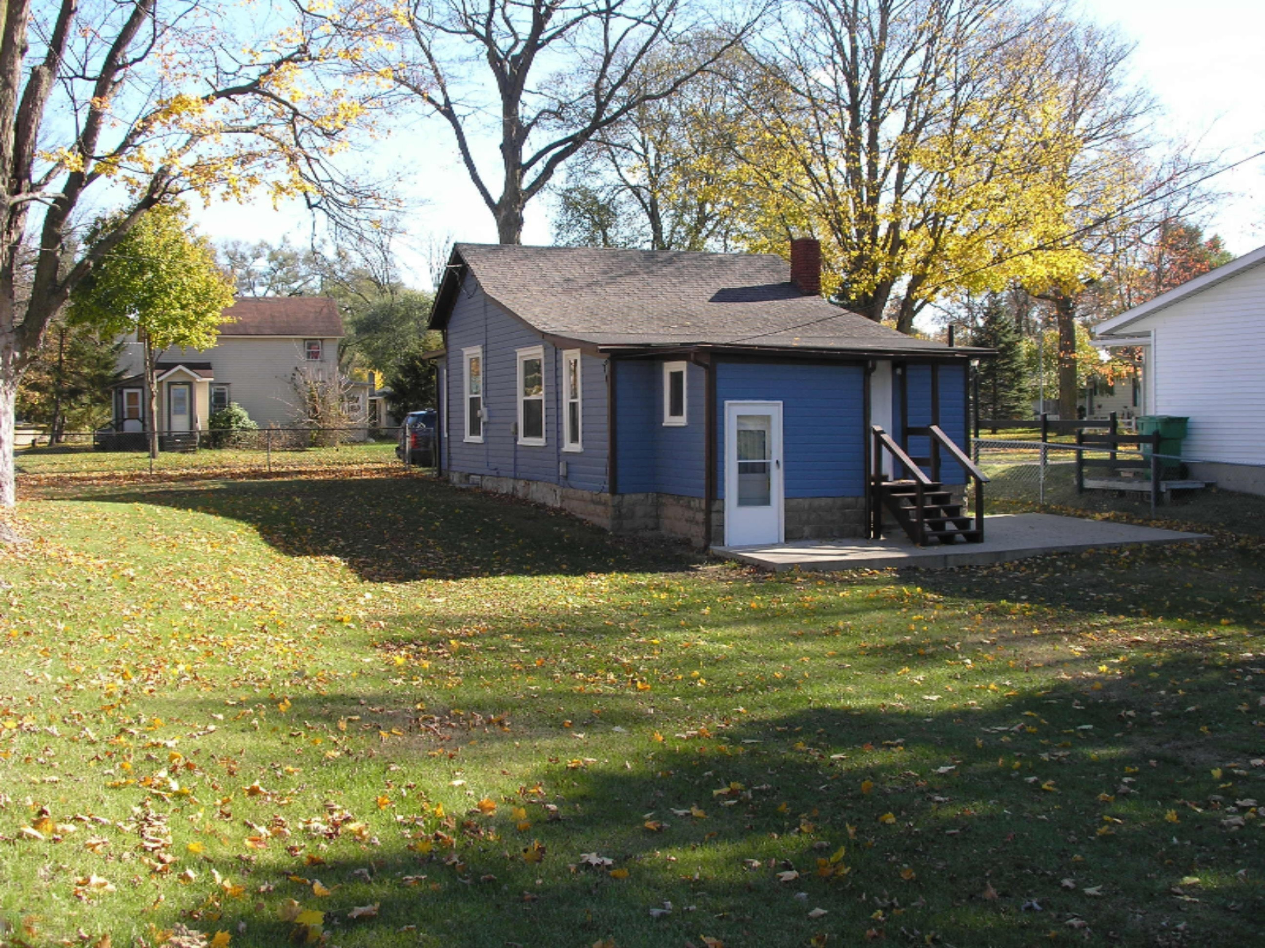 1103 5th Street Three Rivers, MI 49093 - Photo 2 of 19 1103 Fifth St. Exterior 004