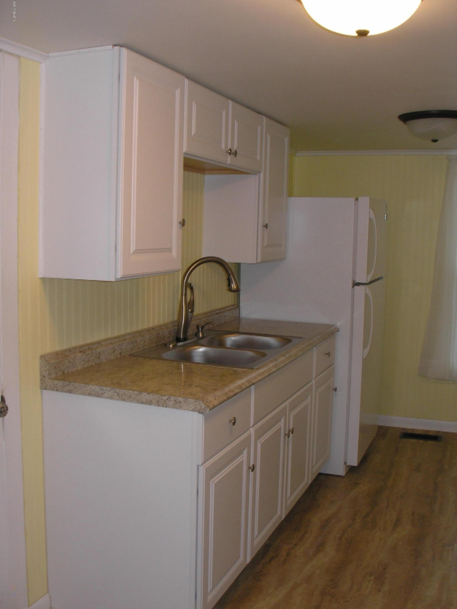 1103 5th Street Three Rivers, MI 49093 - Photo 5 of 19 1103 Fifth St 003