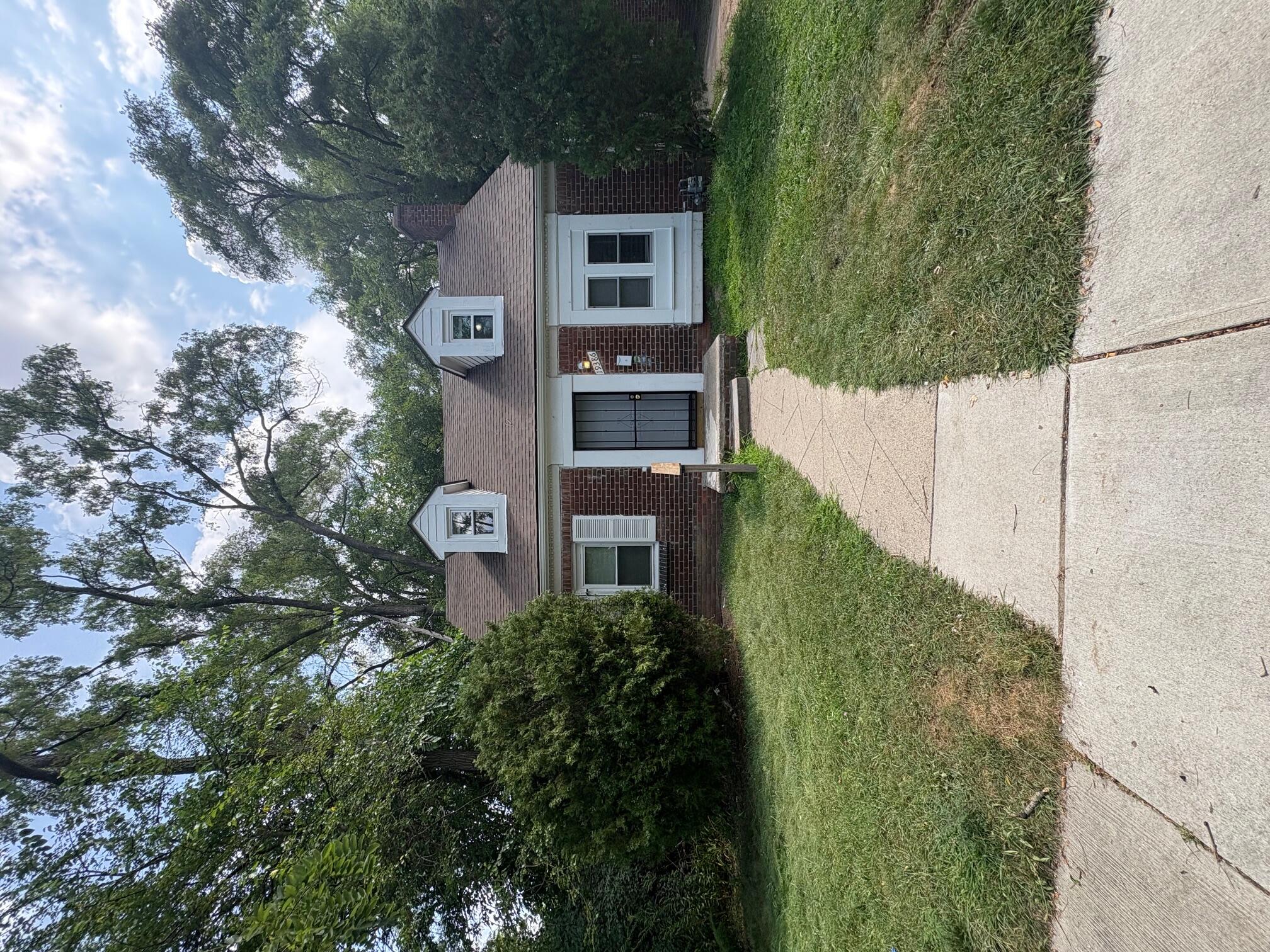 19386 Yonka- 3 BEDS & 1.5 BATH FOR RENT!