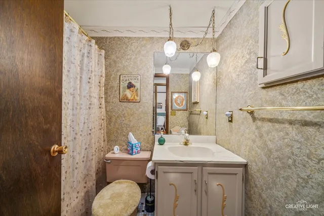 $299,900 | 450 West Market Street, Somonauk, IL 60552