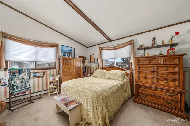 $299,900 | 450 West Market Street, Somonauk, IL 60552