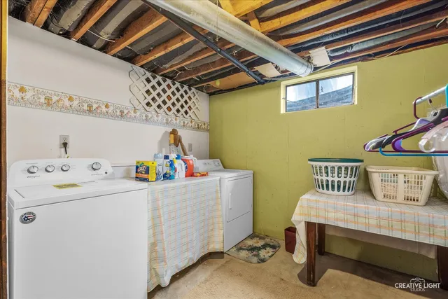 $299,900 | 450 West Market Street, Somonauk, IL 60552