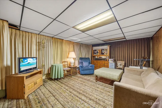 $299,900 | 450 West Market Street, Somonauk, IL 60552