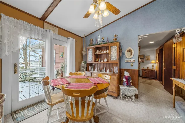 $299,900 | 450 West Market Street, Somonauk, IL 60552