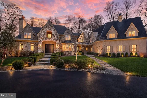 $2,995,000 | 3525 Wellsford Lane, Doylestown, PA 18902