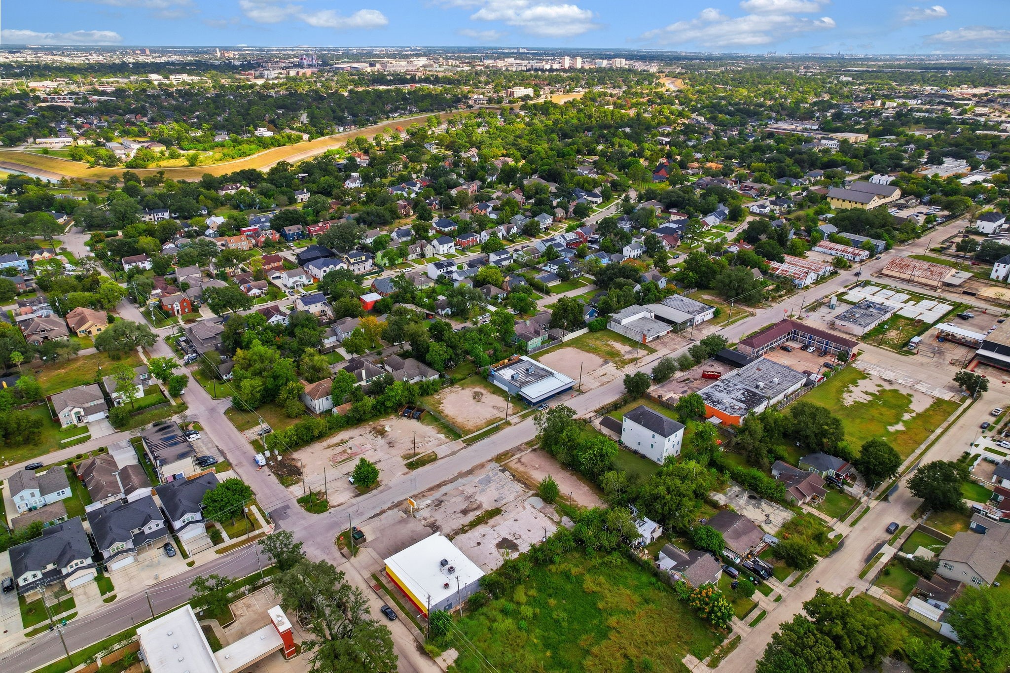 3343 Dixie Drive Houston, TX 77021 - Photo 5 of 9 an aerial view of residential houses with outdoor space