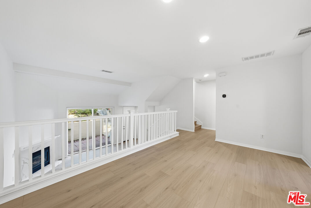 25715 Wagner Way, Unit B Stevenson Ranch, CA 91381 - Photo 9 of 27