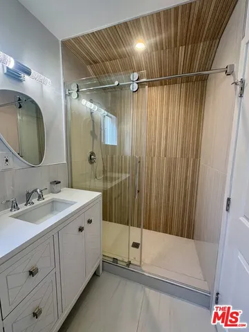 $3,700 | 132 North Carson Road, Unit A, Beverly Hills, CA 90211