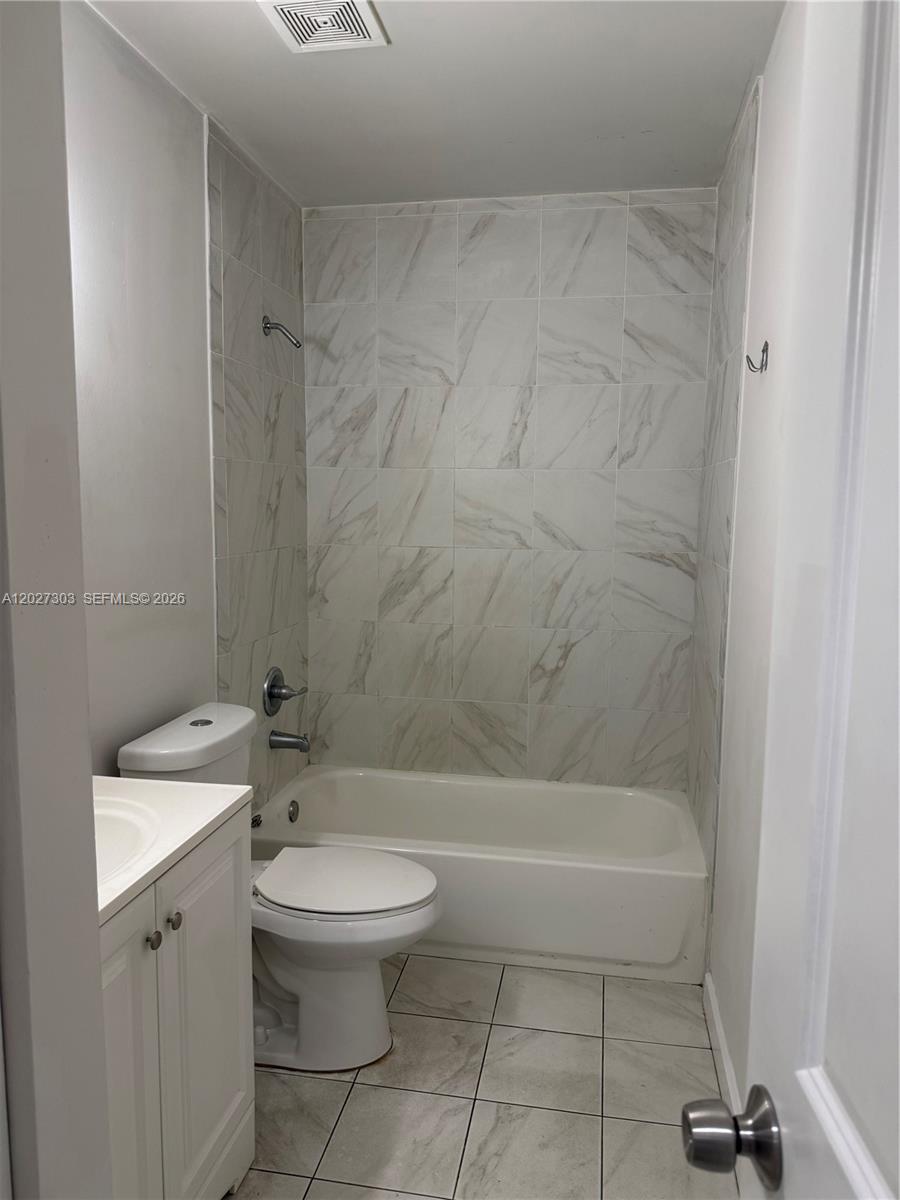 1580 Southwest 2nd Street, Unit 4 Miami, FL 33135 - Photo 7 of 8