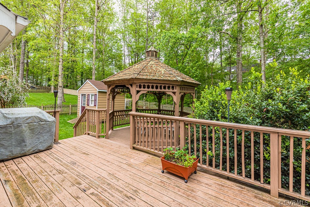 14209 Long Hill Road Midlothian, VA 23112 - Photo 41 of 50 a front view of a house with garden