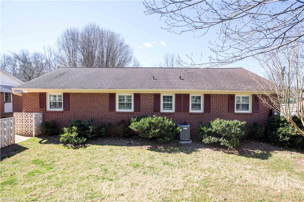 1503 Sharon Road Winston-Salem, NC 27103 - Photo 31 of 39 Gallery Image 31