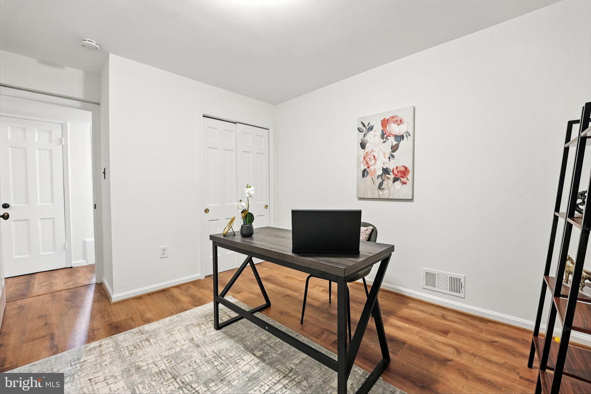 12134 Stirrup Road Reston, VA 20191 - Photo 36 of 57