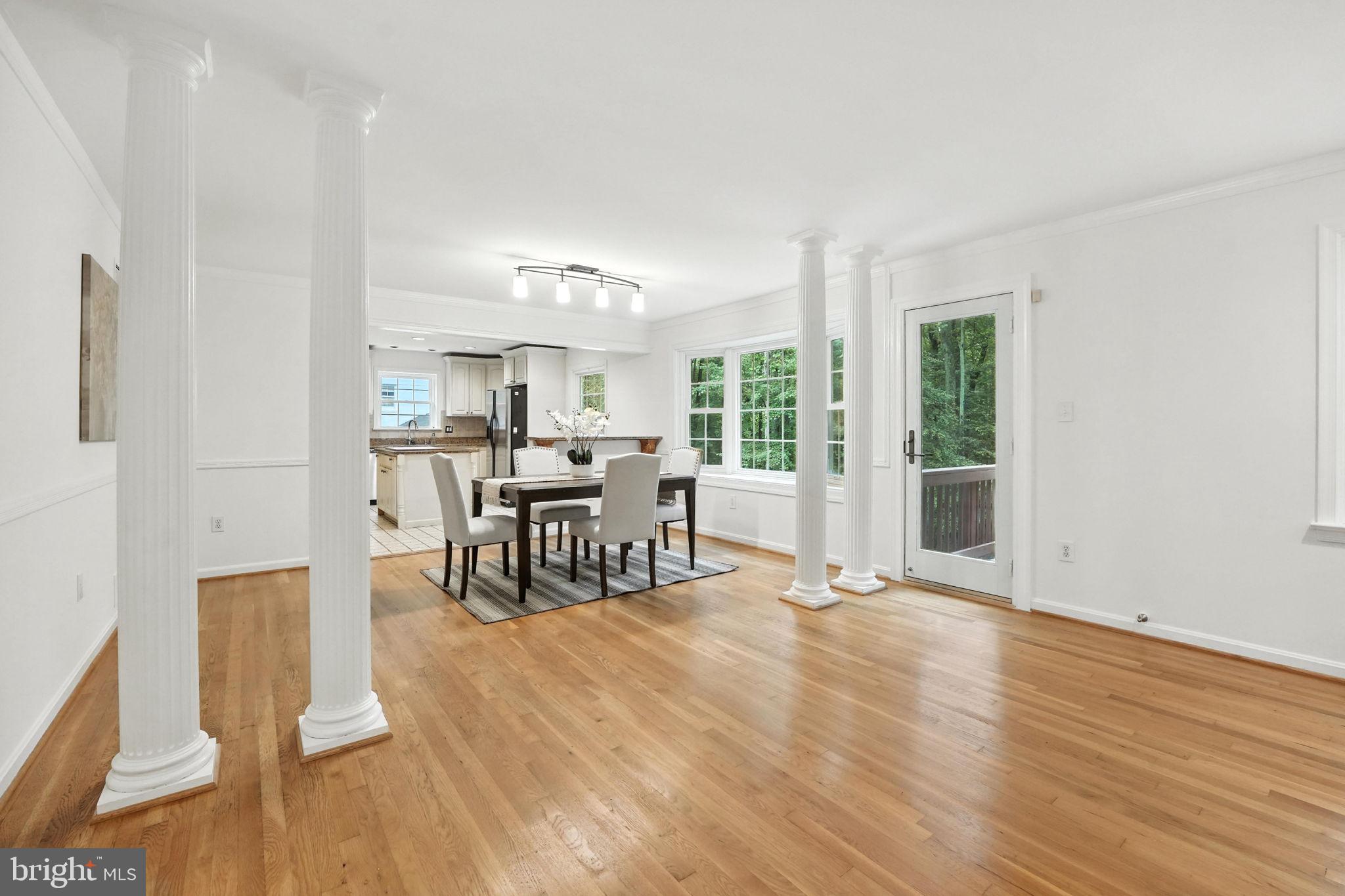 12134 Stirrup Road Reston, VA 20191 - Photo 7 of 57