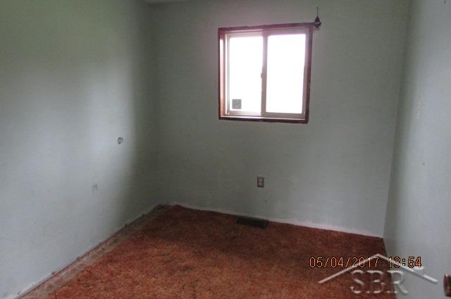 104 Dean Road Sterling, MI 48659 - Photo 5 of 15