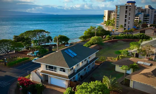 $2,800,000 | 11 Piina Place, Lahaina, HI 96761