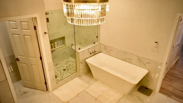 $2,800,000 | 11 Piina Place, Lahaina, HI 96761