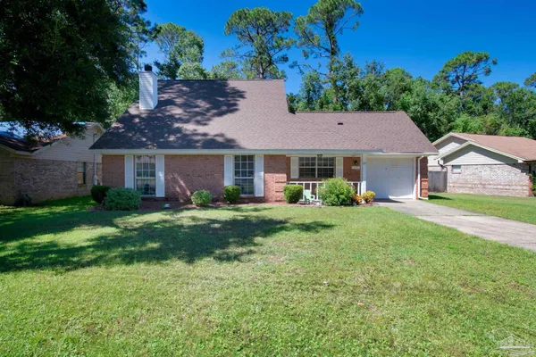 $1,845 | 7690 Old Hickory Drive, Pensacola, FL 32507