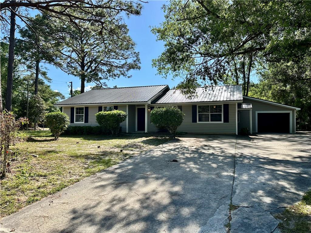 1301 Riverside Avenue Waycross, GA 31501 - Photo 1 of 61 Photo 1