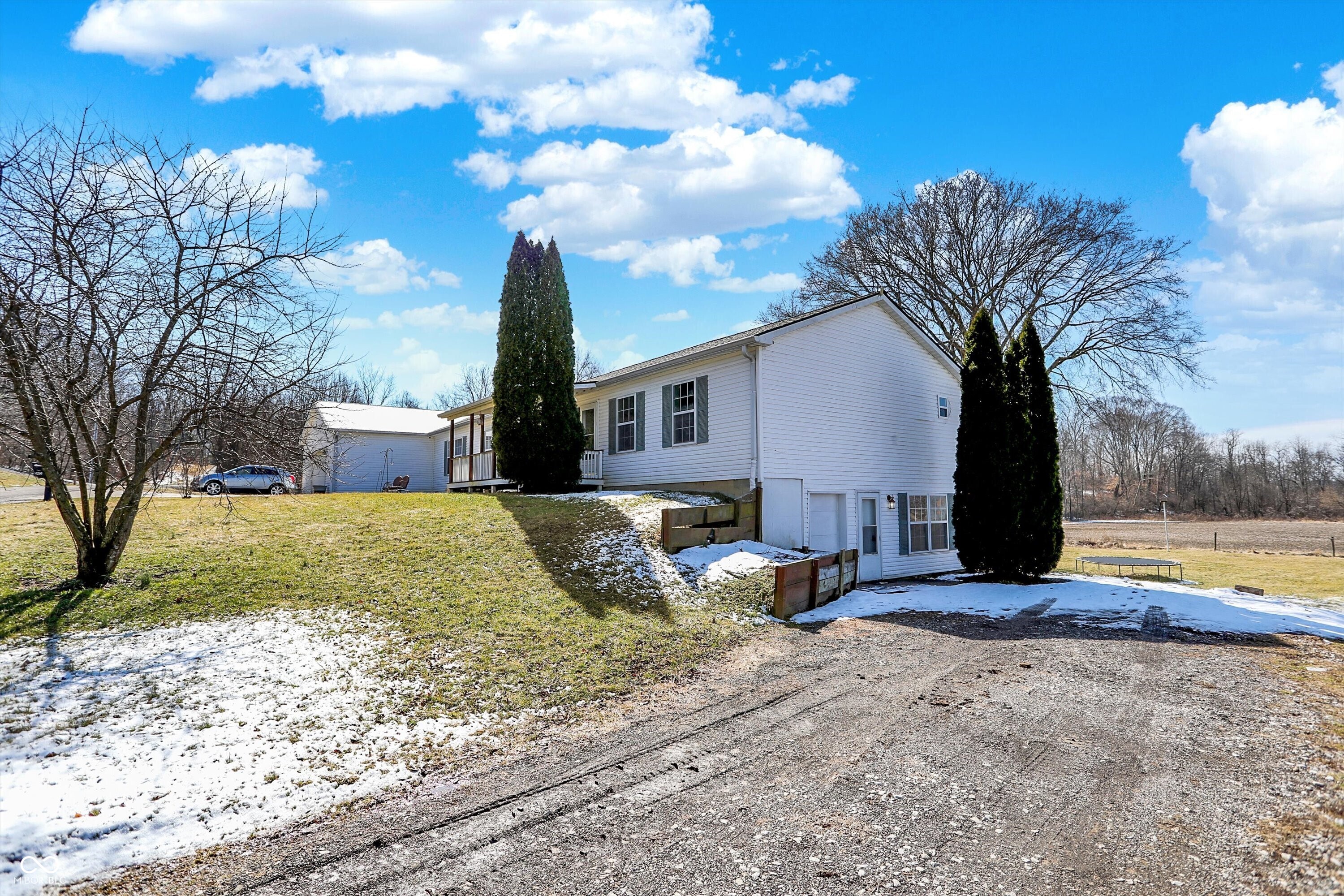 4290 Voyles Road Martinsville, IN 46151 - Photo 32 of 43