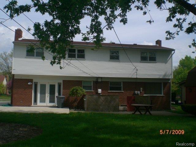 8271 Concord Road Grosse Ile, MI 48138 - Photo 2 of 3 CIMG8003