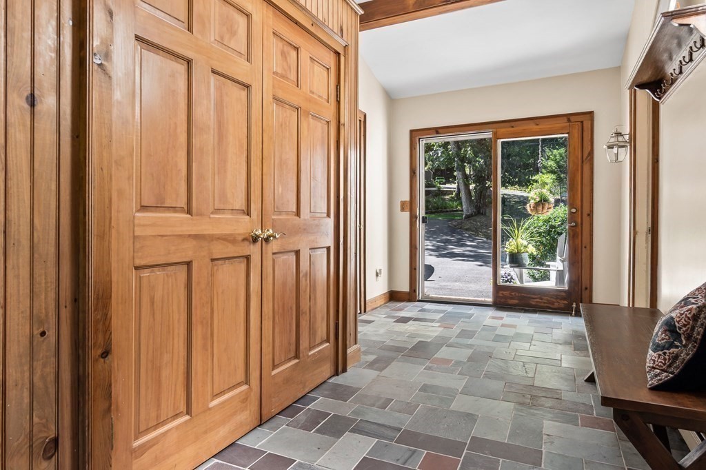 34 Kimball Road Amesbury, MA 01913 - Photo 3 of 41 Gallery Image 3