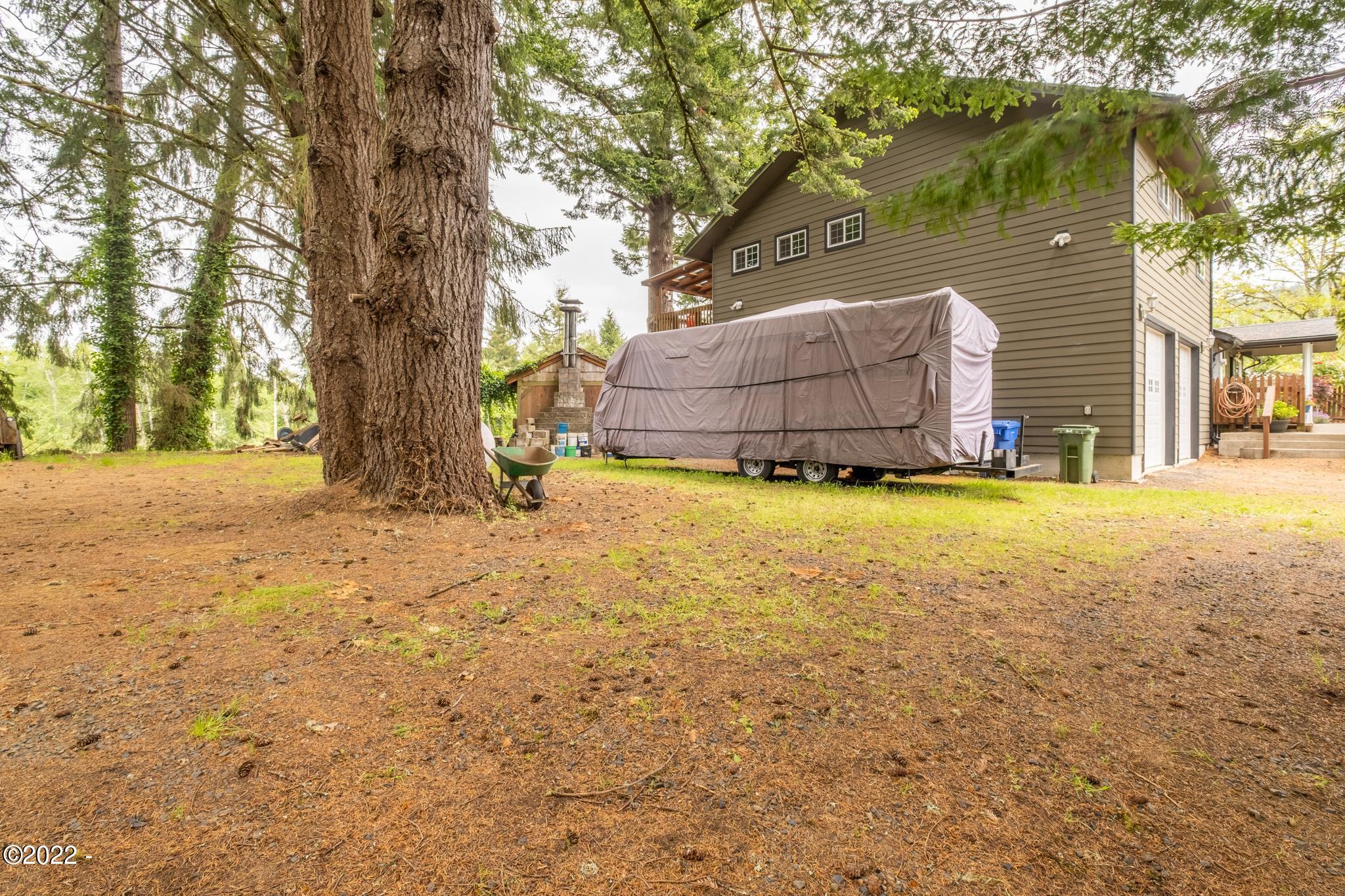1134 Southeast River Road Toledo, OR 97391 - Photo 77 of 87 RV parking