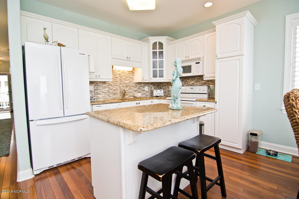 1701 Salter Path Road, Unit 101D Indian Beach, NC 28512 - Photo 11 of 26 DSC_9203
