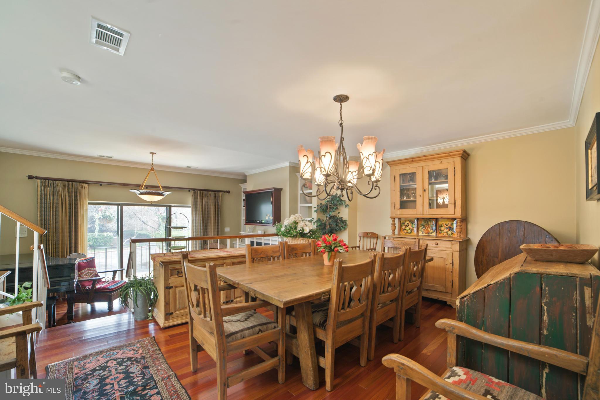 926 King James Landing Road Annapolis, MD 21403 - Photo 6 of 30 Dining Room