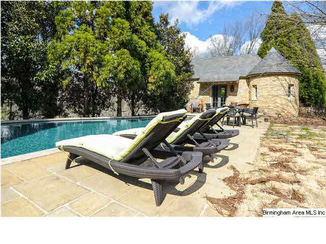 2704 Woodridge Road Birmingham, AL 35223 - Photo 19 of 31